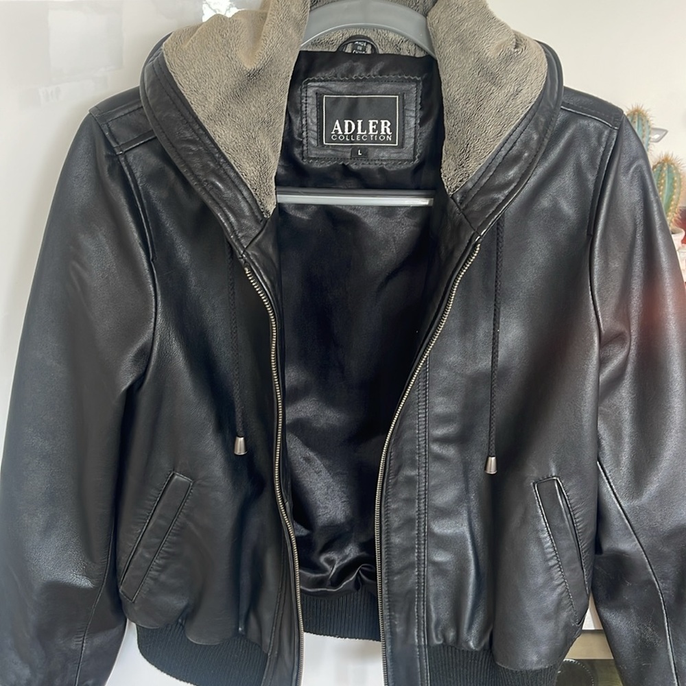 Adler Collection Genuine Leather Jacket. Black hoodie bomber. Size Large. Unisex